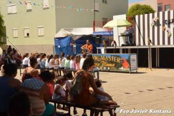 Espectáculo de aves exóticas de Paco Pluma en El Caracol (Foto Francisco Javier Santana)